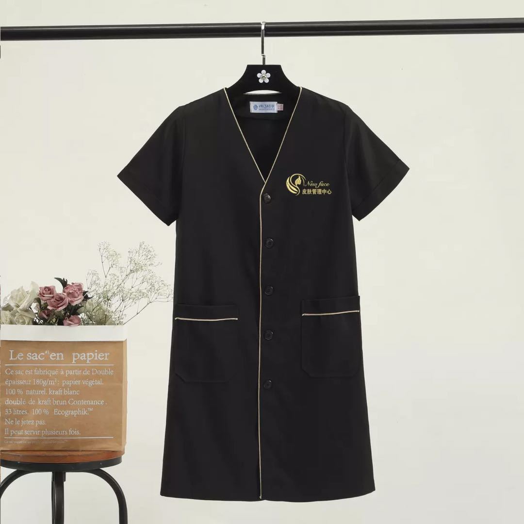 white plus size Salon grooming - Medical Lab Logo 评论和价格